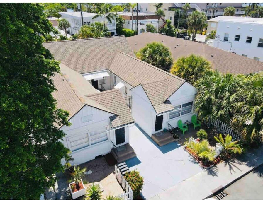 Steps To Beach & Downtown! Cozy Beach Bungalow #1 Lake Worth Beach Exterior photo