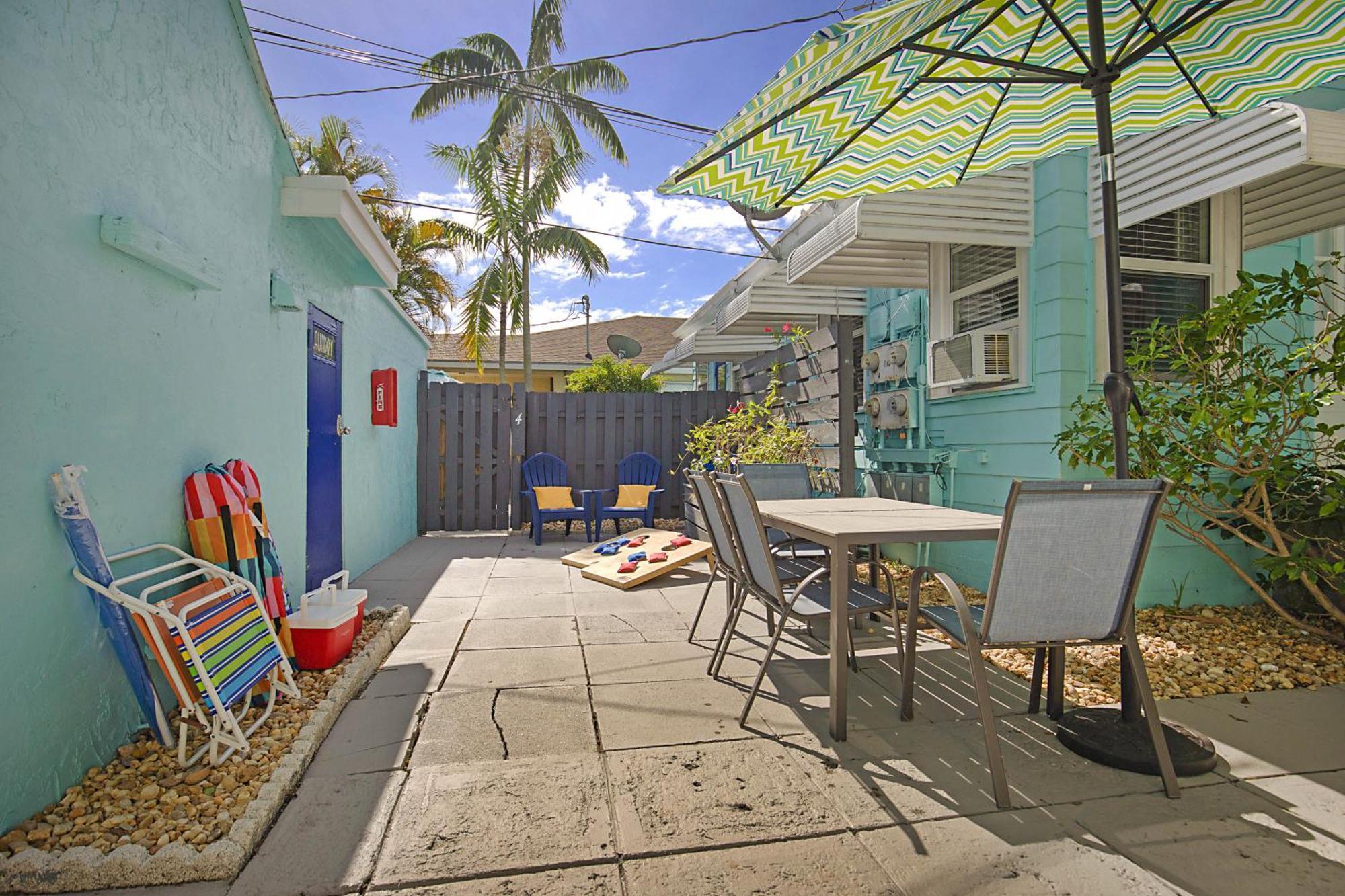 Steps To Beach & Downtown! Cozy Beach Bungalow #1 Lake Worth Beach Exterior photo